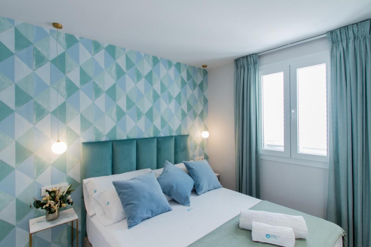 Marbella Banus Suites - Bird Of Paradise Playas Del Duque Banus Suite Apartment ภายนอก รูปภาพ