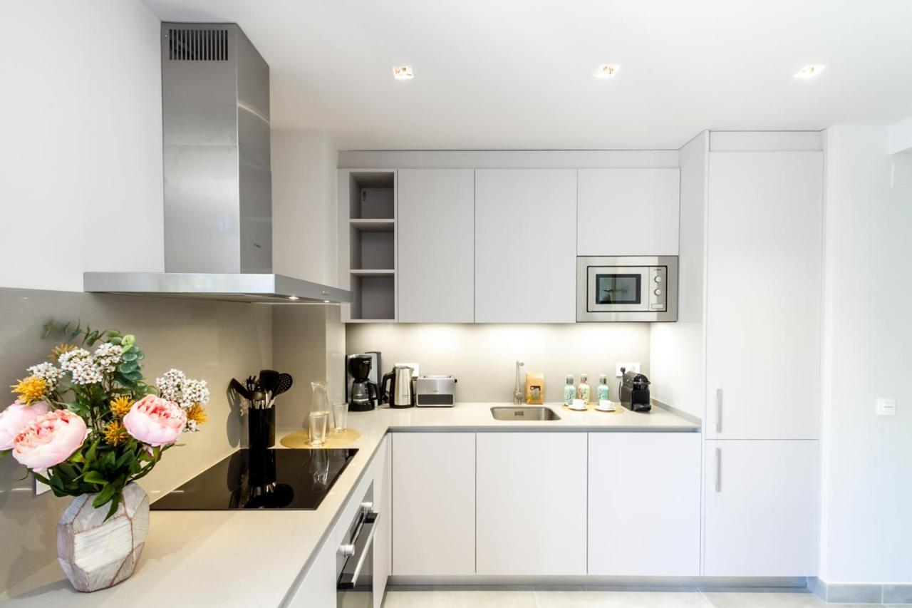 Marbella Banus Suites - Bird Of Paradise Playas Del Duque Banus Suite Apartment ภายนอก รูปภาพ