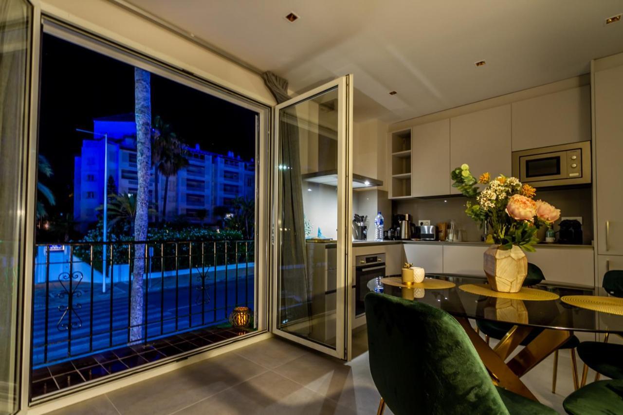Marbella Banus Suites - Bird Of Paradise Playas Del Duque Banus Suite Apartment ภายนอก รูปภาพ